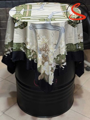 روسری ابریشم ژاکارد وارداتی سبز کد C25291